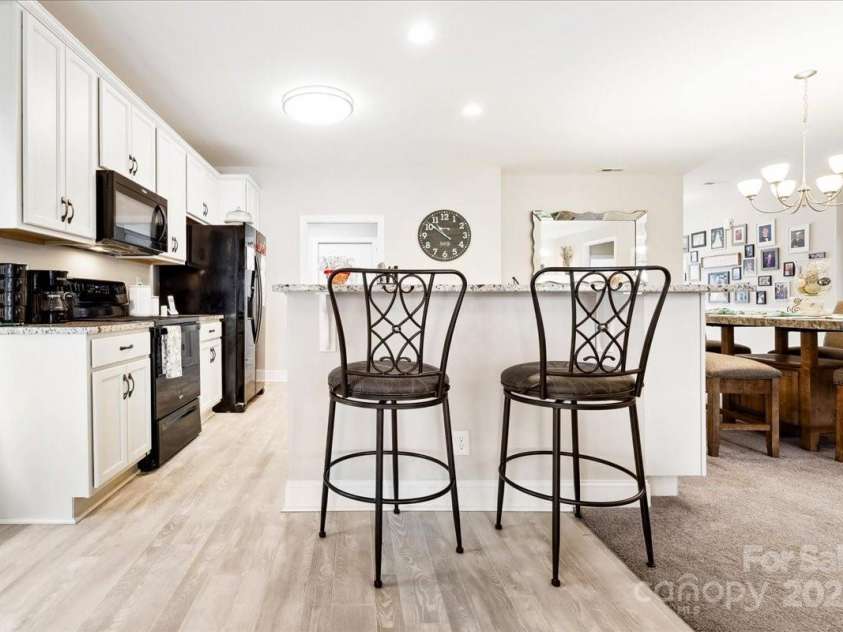 620 River Birch Drive, Salisbury, NC 28146.  MLS# CAR4264587, YatesRealty ID 16590. 