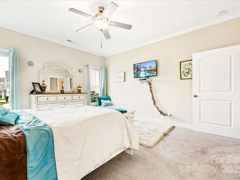 620 River Birch Drive, Salisbury, NC 28146.  MLS# CAR4264587, YatesRealty ID 16590. 