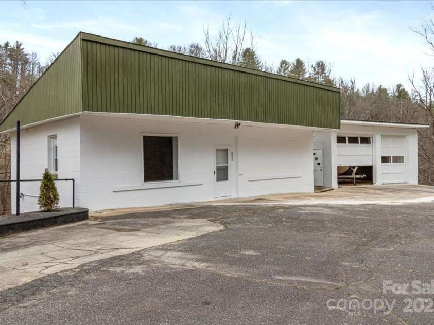 2599/2611 Old Mars Hill Highway, Weaverville, NC 28787.  MLS# CAR4266072, YatesRealty ID 16591. 