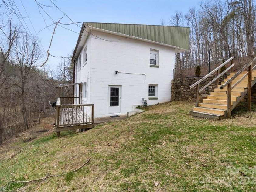 2599/2611 Old Mars Hill Highway, Weaverville, NC 28787.  MLS# CAR4266072, YatesRealty ID 16591. 