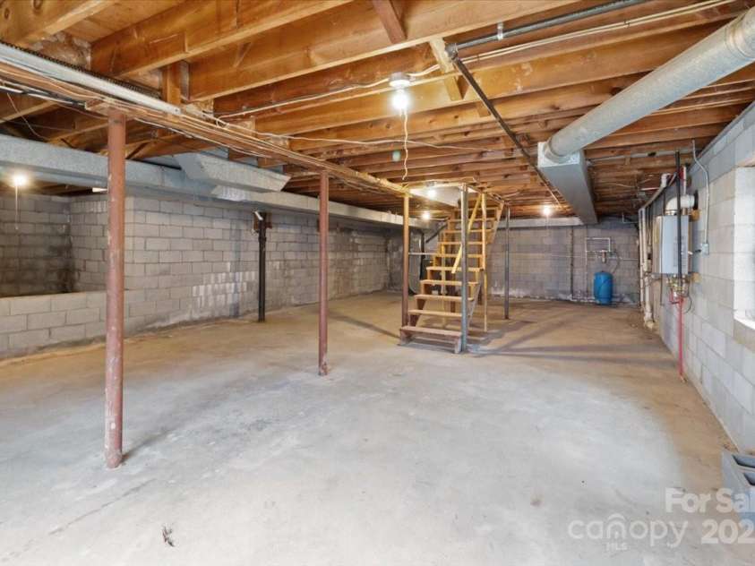 2599/2611 Old Mars Hill Highway, Weaverville, NC 28787.  MLS# CAR4266072, YatesRealty ID 16591. 