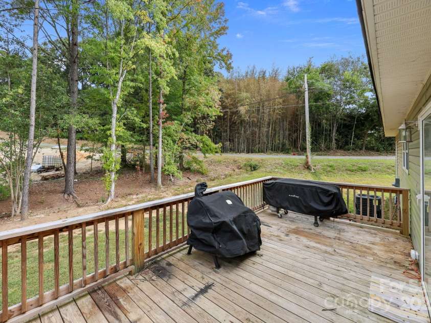 1316 Wiscassett Street, Albemarle, NC 28001.  MLS# CAR4266000, YatesRealty ID 16592. 