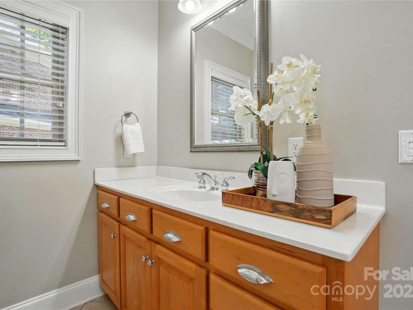 10607 Newberry Park Lane, Charlotte, NC 28277.  MLS# CAR4264509, YatesRealty ID 16595. 