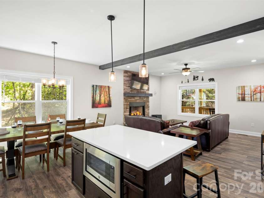 233 Arcadia Falls Way, Black Mountain, NC 28711.  MLS# CAR4375921, YatesRealty ID 16595. 