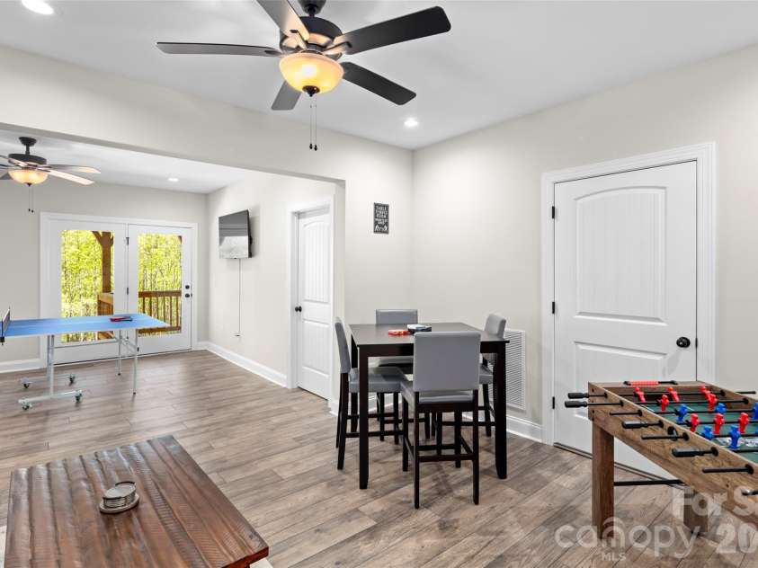 233 Arcadia Falls Way, Black Mountain, NC 28711.  MLS# CAR4375921, YatesRealty ID 16595. 
