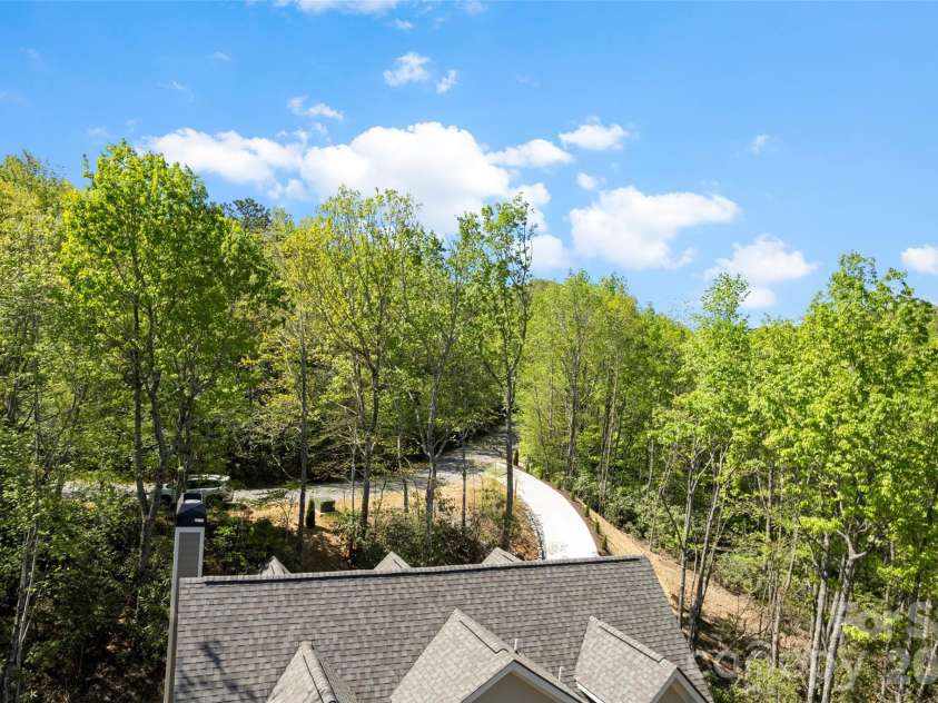 233 Arcadia Falls Way, Black Mountain, NC 28711.  MLS# CAR4375921, YatesRealty ID 16595. 