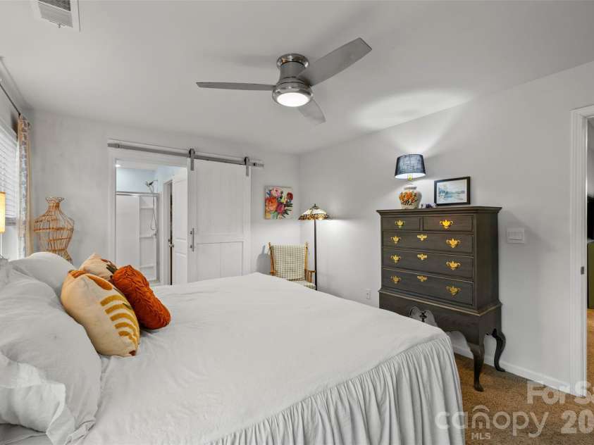 225 Final Stretch Lane, Clover, SC 29710.  MLS# CAR4375867, YatesRealty ID 16597. 