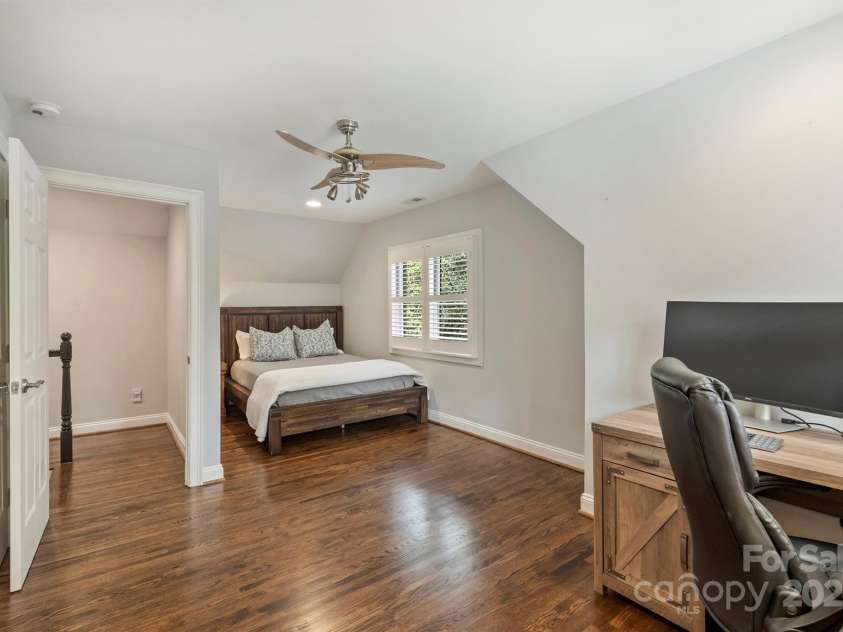 830 Jefferson Drive, Charlotte, NC 28270.  MLS# CAR4223874, YatesRealty ID 16597. 