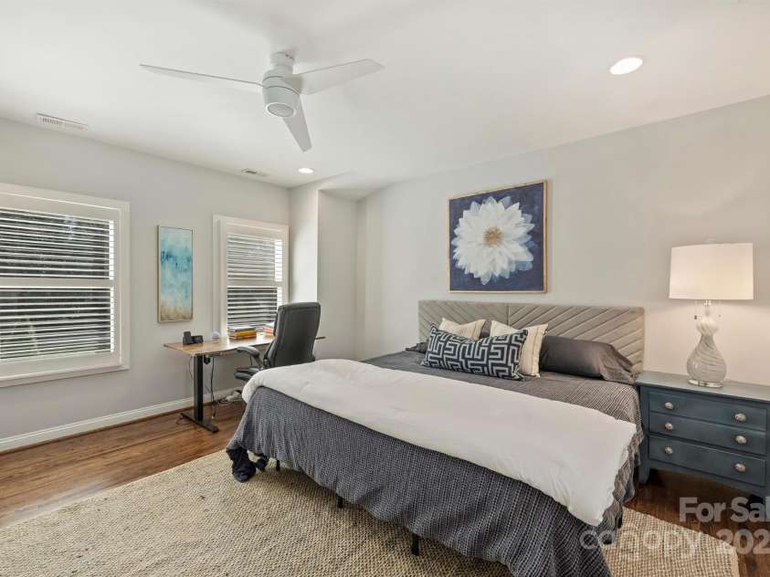 830 Jefferson Drive, Charlotte, NC 28270.  MLS# CAR4223874, YatesRealty ID 16597. 