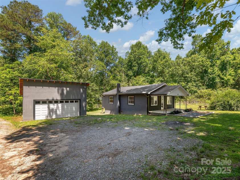 15 Burtiller Lane, Fletcher, NC 28732.  MLS# CAR4264700, YatesRealty ID 16599. 