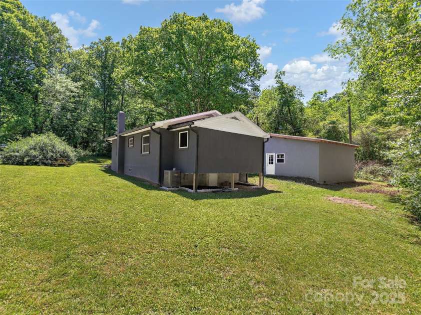 15 Burtiller Lane, Fletcher, NC 28732.  MLS# CAR4264700, YatesRealty ID 16599. 