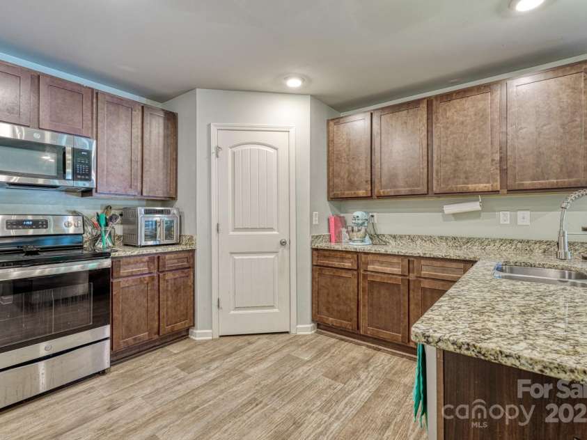 1281 Twin Bridge Road, Gaffney, SC 29341.  MLS# CAR4312131, YatesRealty ID 166. 