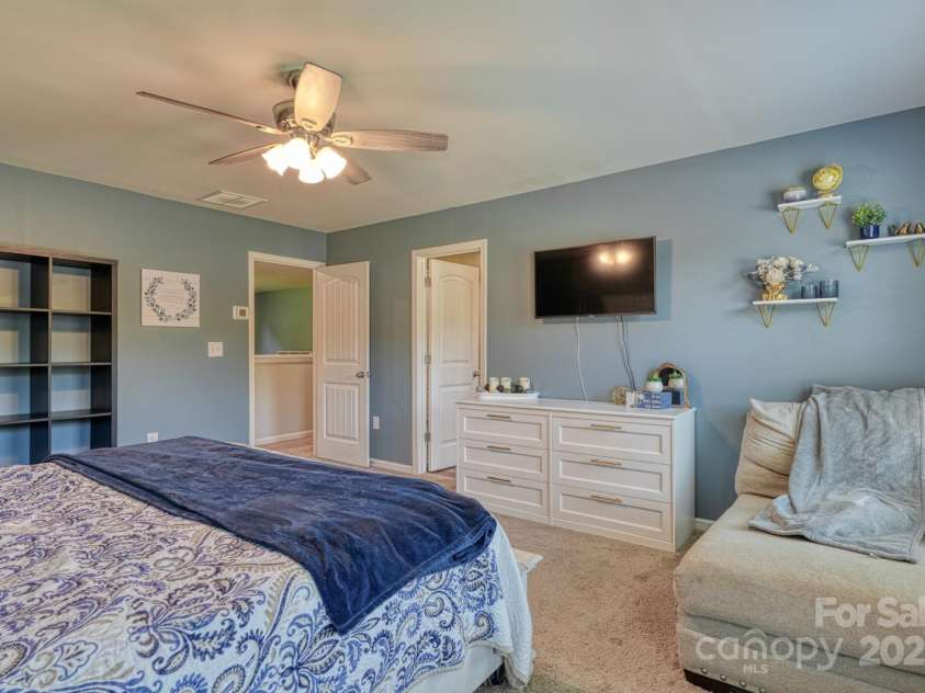 1281 Twin Bridge Road, Gaffney, SC 29341.  MLS# CAR4312131, YatesRealty ID 166. 