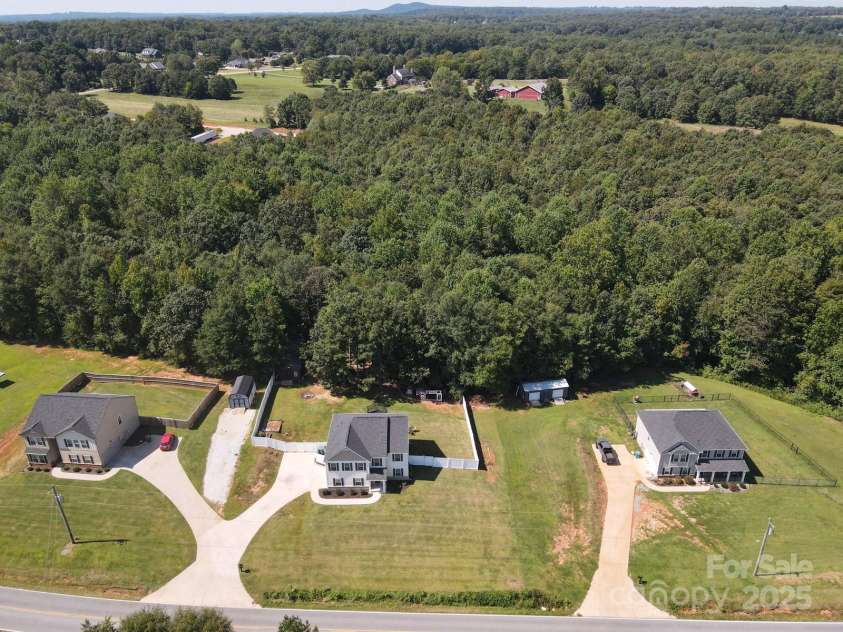 1281 Twin Bridge Road, Gaffney, SC 29341.  MLS# CAR4312131, YatesRealty ID 166. 