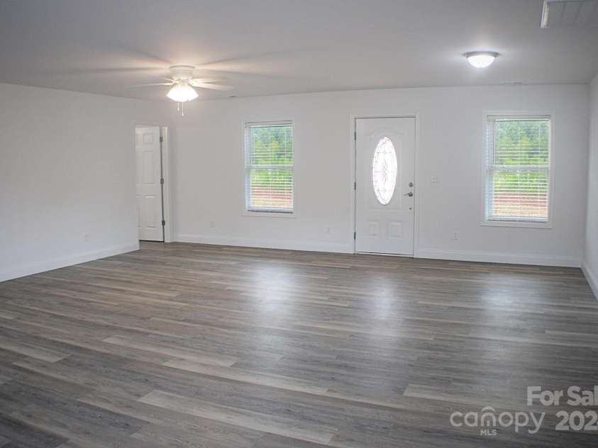 169 Quinn Hill Lane, Mars Hill, NC 29754.  MLS# CAR4167888, YatesRealty ID 166. 