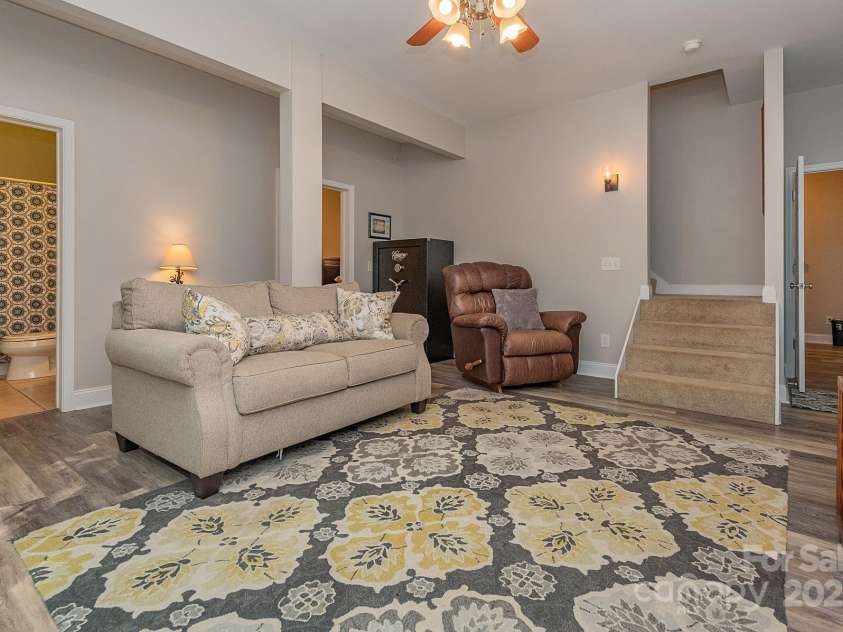 368 Noralin Drive, Winston Salem, NC 27107.  MLS# CAR4228996, YatesRealty ID 1660. Great Room (Basement)