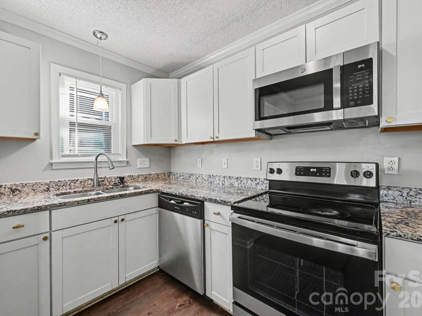 3209 Green Meadow Way, Monroe, NC 28110.  MLS# CAR4375823, YatesRealty ID 16602. 
