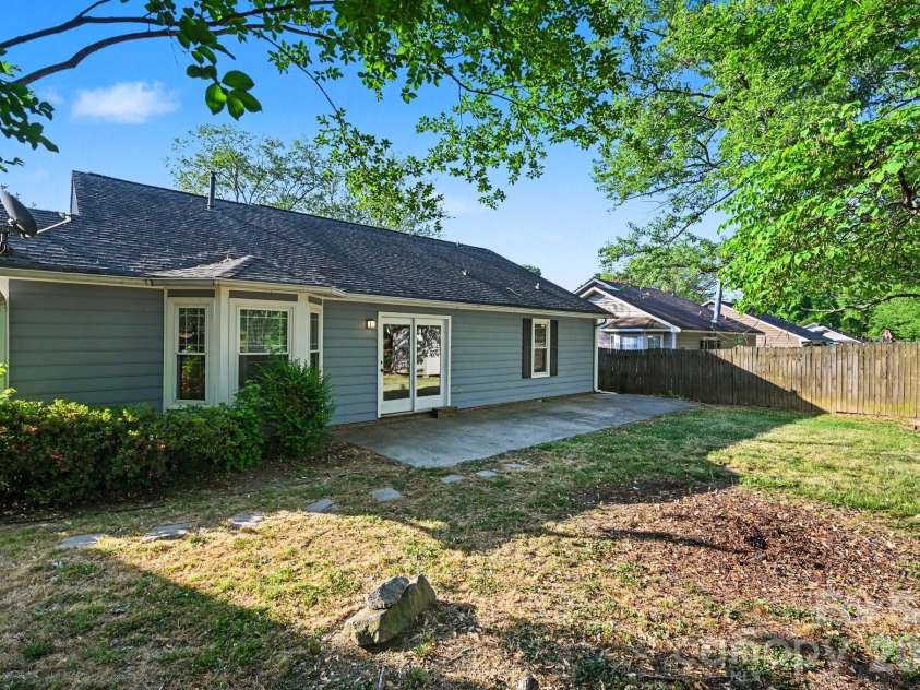 3209 Green Meadow Way, Monroe, NC 28110.  MLS# CAR4375823, YatesRealty ID 16602. 