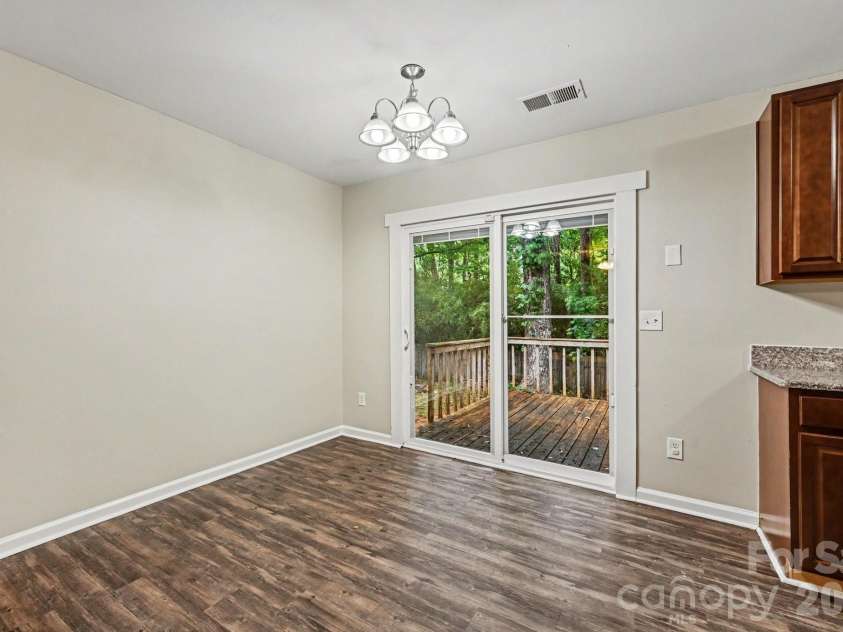 8800 Royal Scot Lane, Charlotte, NC 28227.  MLS# CAR4375224, YatesRealty ID 16604. 