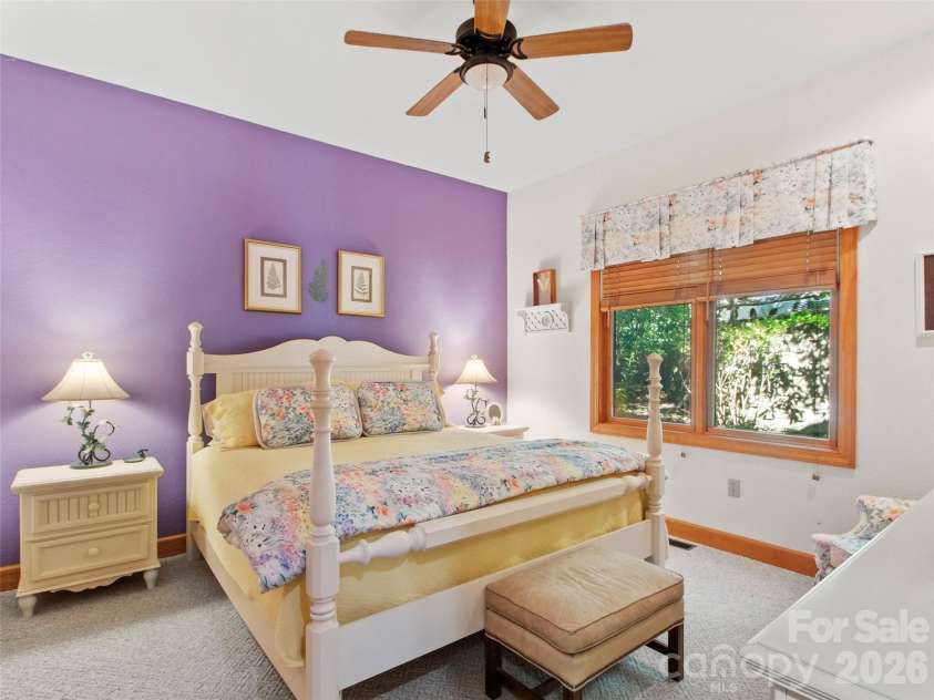 101 Spring Rock Road, Burnsville, NC 28714.  MLS# CAR4368484, YatesRealty ID 16605. 