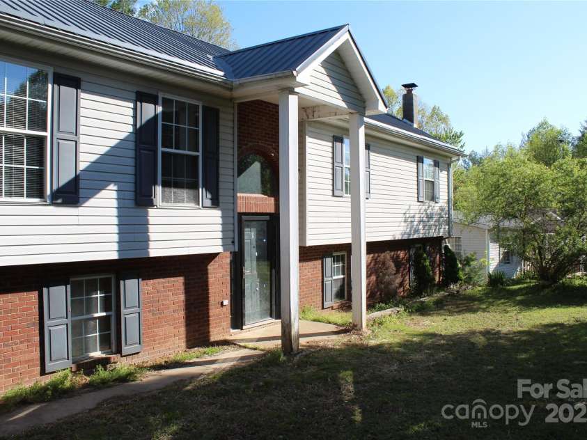 5164 Ralph Winchester Road, Lenoir, NC 28645.  MLS# CAR4245425, YatesRealty ID 16607. Front Exterior