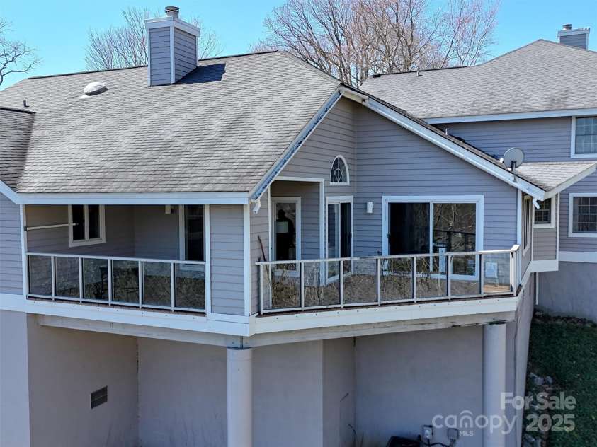 374 Skylark Lane, Waynesville, NC 28786.  MLS# CAR4247078, YatesRealty ID 16608. Close up of the back deck