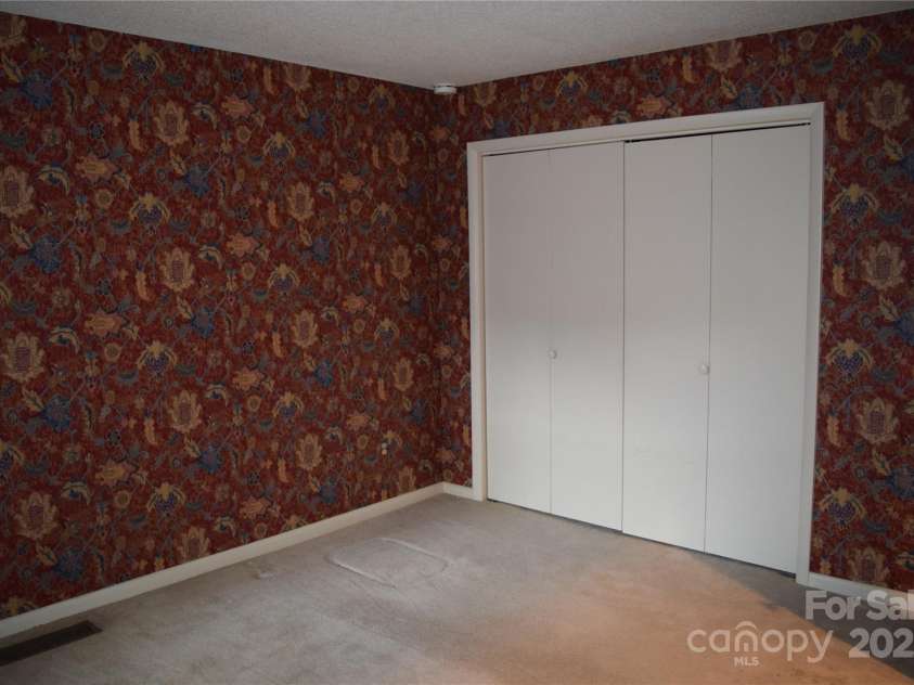 374 Skylark Lane, Waynesville, NC 28786.  MLS# CAR4247078, YatesRealty ID 16608. Second Bedroom