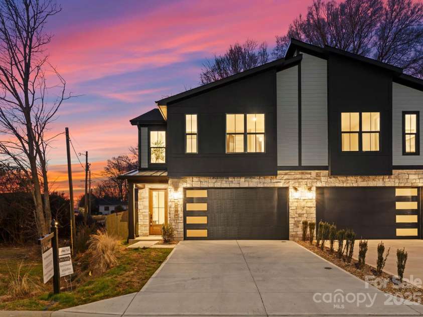 2201 Catalina Avenue, Charlotte, NC 28206.  MLS# CAR4200903, YatesRealty ID 16609. 