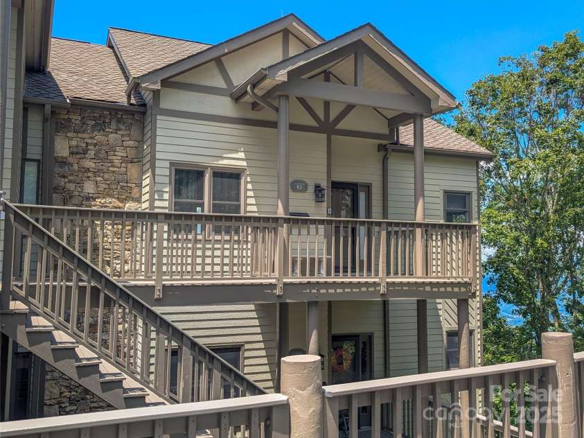 30 Club Villa Court, Burnsville, NC 28714.  MLS# CAR4278164, YatesRealty ID 1661. 