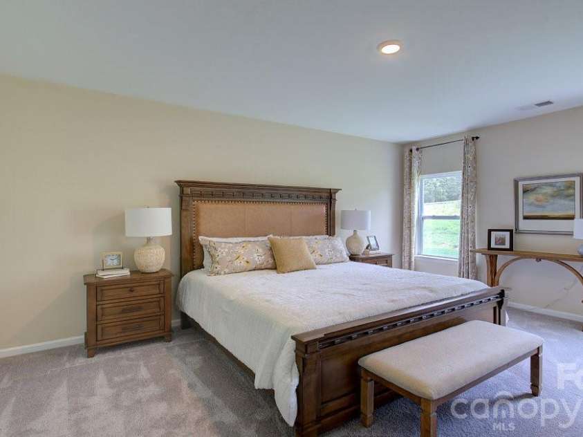 33 Ridgehaven Drive, Waynesville, NC 28786.  MLS# CAR4376002, YatesRealty ID 16610. Photos are representative