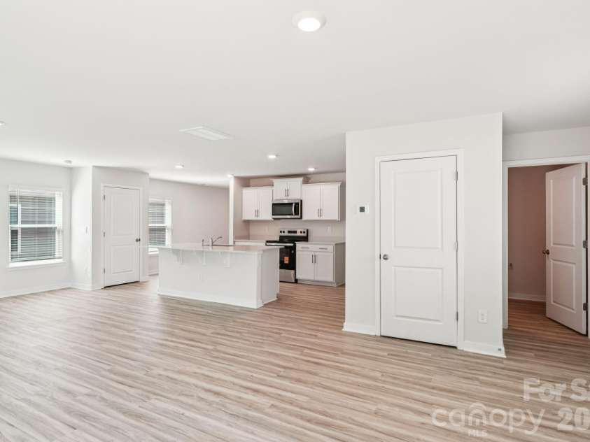 39 Katherine Emilie Drive, Hendersonville, NC 28792.  MLS# CAR4376133, YatesRealty ID 16613. Photos are representative