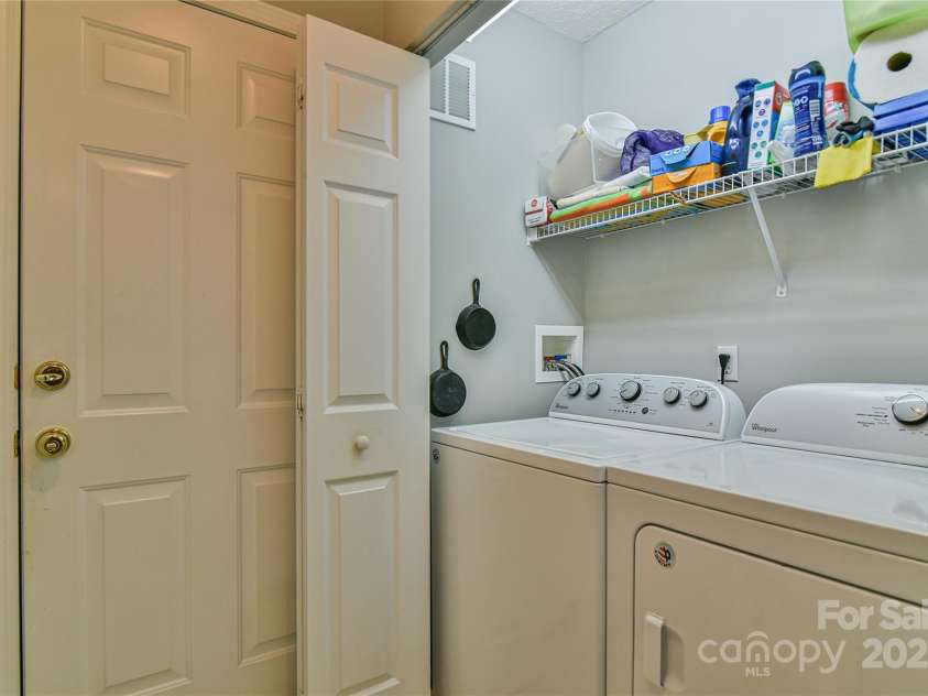 102 Waters Edge Drive, Weaverville, NC 28787.  MLS# CAR4264421, YatesRealty ID 16619. Laundry Area