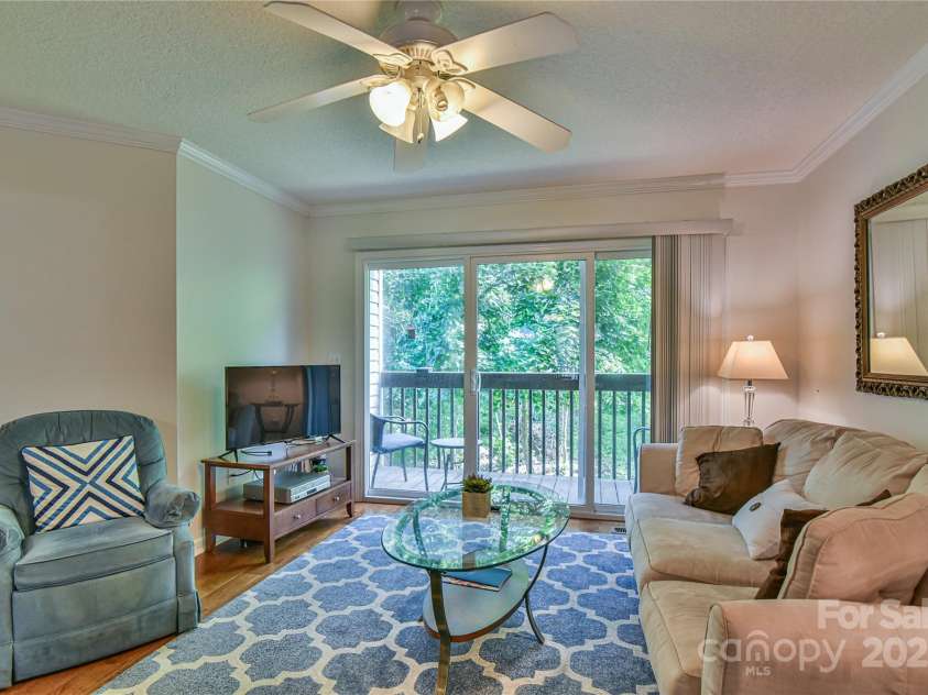 102 Waters Edge Drive, Weaverville, NC 28787.  MLS# CAR4264421, YatesRealty ID 16619. Living Room