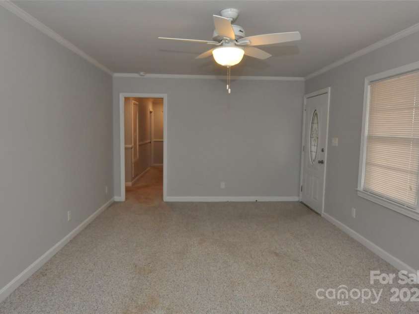 378 Center Street, Chester, SC 29706.  MLS# CAR4332675, YatesRealty ID 1662. 