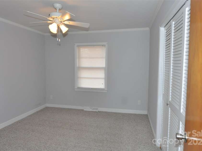 378 Center Street, Chester, SC 29706.  MLS# CAR4332675, YatesRealty ID 1662. 