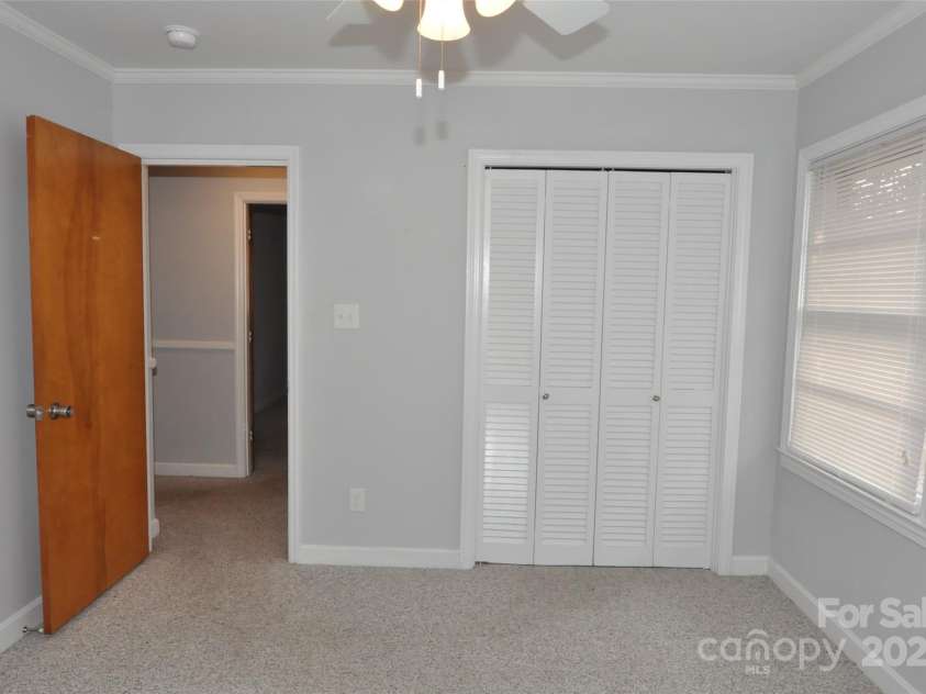 378 Center Street, Chester, SC 29706.  MLS# CAR4332675, YatesRealty ID 1662. 