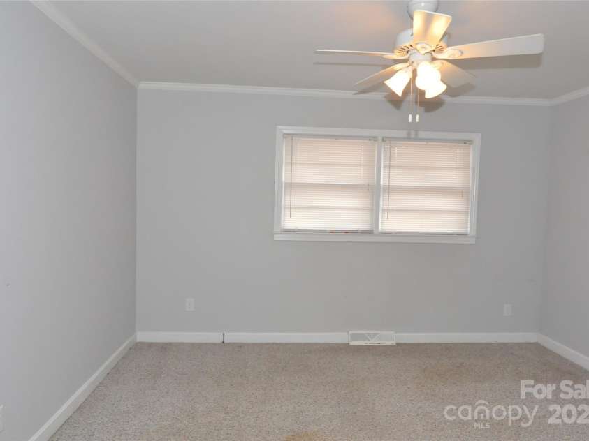 378 Center Street, Chester, SC 29706.  MLS# CAR4332675, YatesRealty ID 1662. 