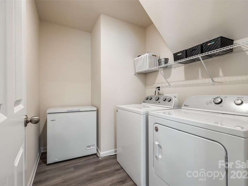 415 Kickapoo Avenue, Gastonia, NC 28056.  MLS# CAR4263401, YatesRealty ID 1662. Laundry room on main floor
