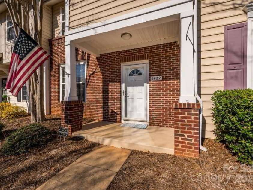 8422 Chaceview Court, Charlotte, NC 28269.  MLS# CAR4226370, YatesRealty ID 1662. 