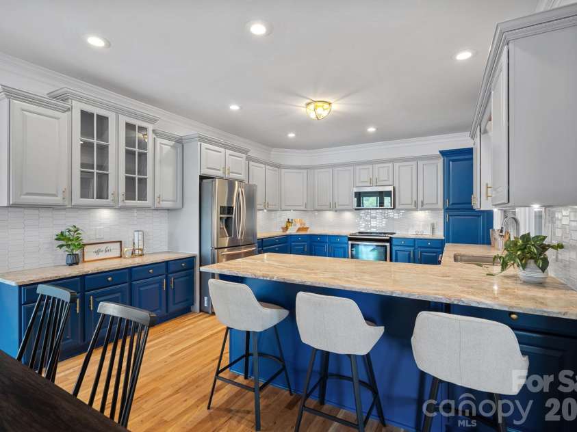 139 Hawks Point Drive, Troutman, NC 28166.  MLS# CAR4343481, YatesRealty ID 16620. 