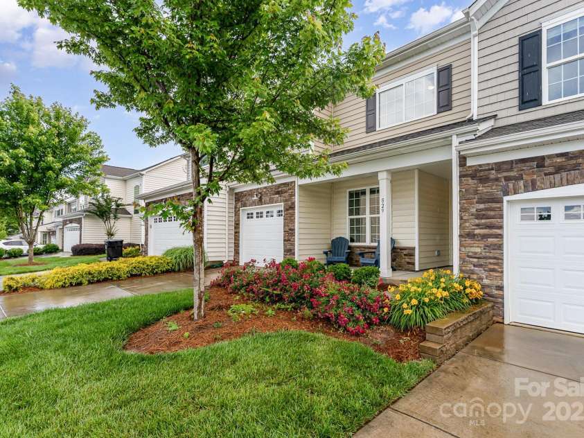 829 River Park Road, Belmont, NC 28012.  MLS# CAR4258601, YatesRealty ID 16620. 