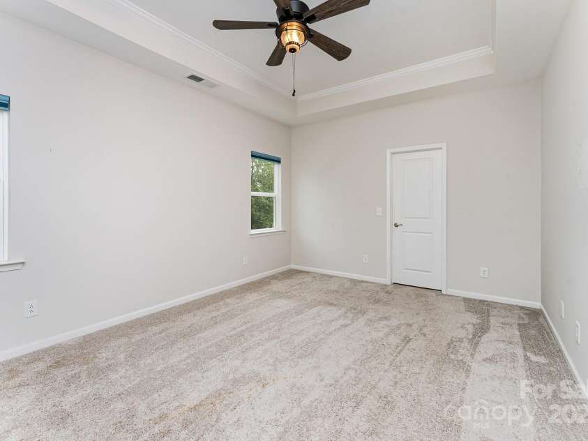 829 River Park Road, Belmont, NC 28012.  MLS# CAR4258601, YatesRealty ID 16620. 