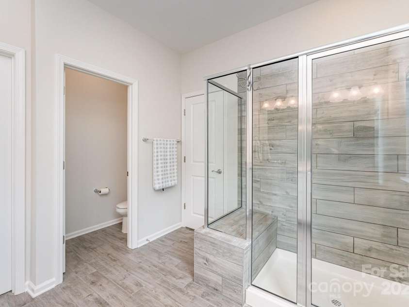 829 River Park Road, Belmont, NC 28012.  MLS# CAR4258601, YatesRealty ID 16620. 