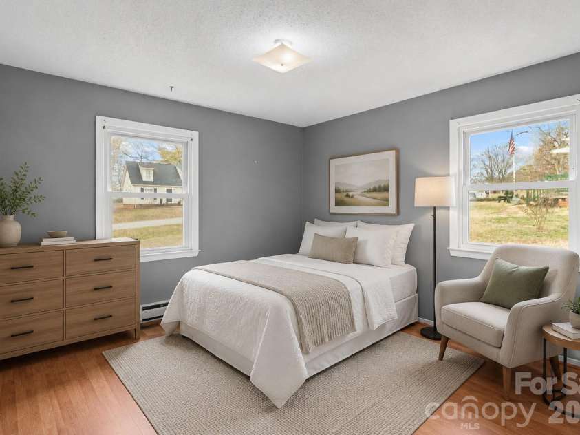 115 Pineview Court, Statesville, NC 28625.  MLS# CAR4338741, YatesRealty ID 16621. *Photo has been virtually staged**