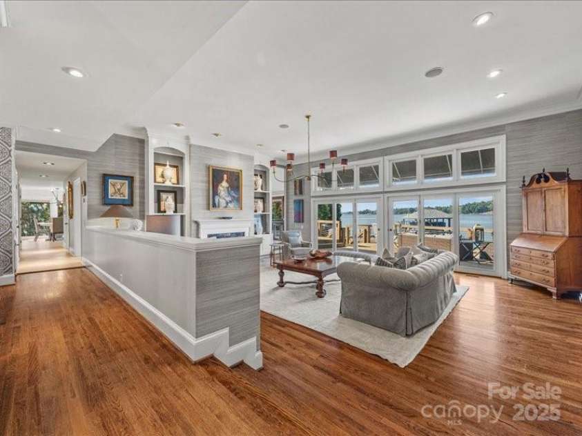 15 Old Stage Trail, Clover, SC 29710.  MLS# CAR4263534, YatesRealty ID 16621. 