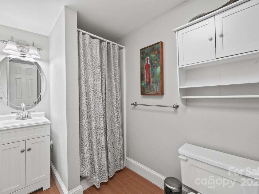 15 Old Stage Trail, Clover, SC 29710.  MLS# CAR4263534, YatesRealty ID 16621. Bath 2