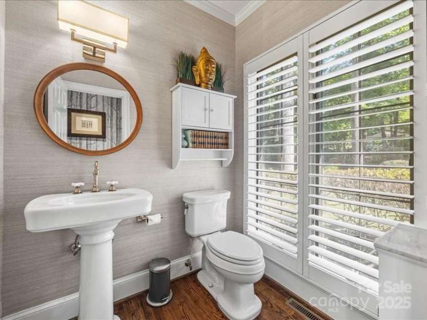 15 Old Stage Trail, Clover, SC 29710.  MLS# CAR4263534, YatesRealty ID 16621. Half bath 2