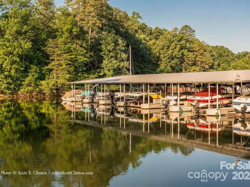 15 Old Stage Trail, Clover, SC 29710.  MLS# CAR4263534, YatesRealty ID 16621. Marina