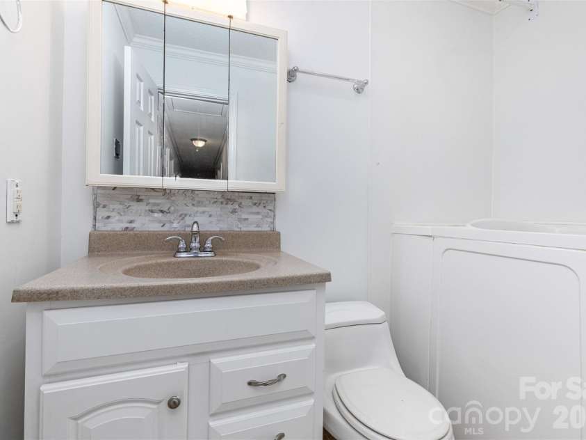 231 Green Bay Drive, Rock Hill, SC 29732.  MLS# CAR4370090, YatesRealty ID 16622. 