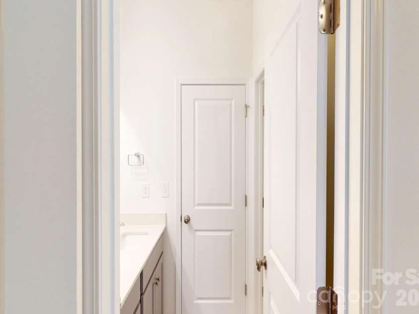 1320 Fremont Drive, Wingate, NC 28174.  MLS# CAR4326662, YatesRealty ID 16623. Secondary bathroom